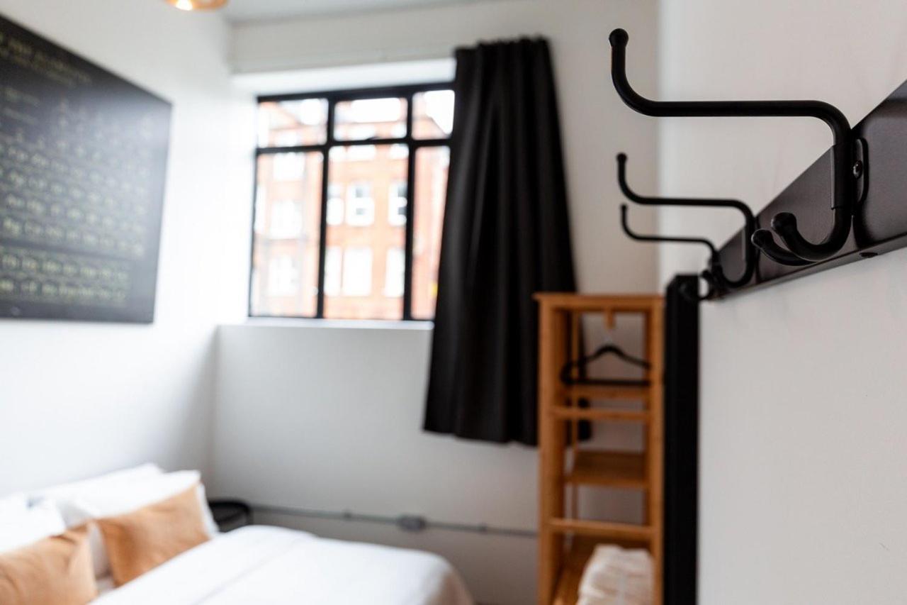 Stylish Comfort In London Apartment *