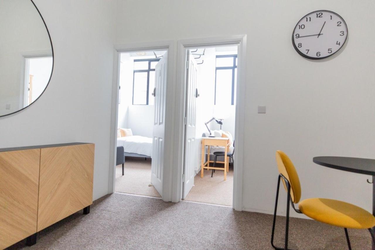 Stylish Comfort In London Finchley