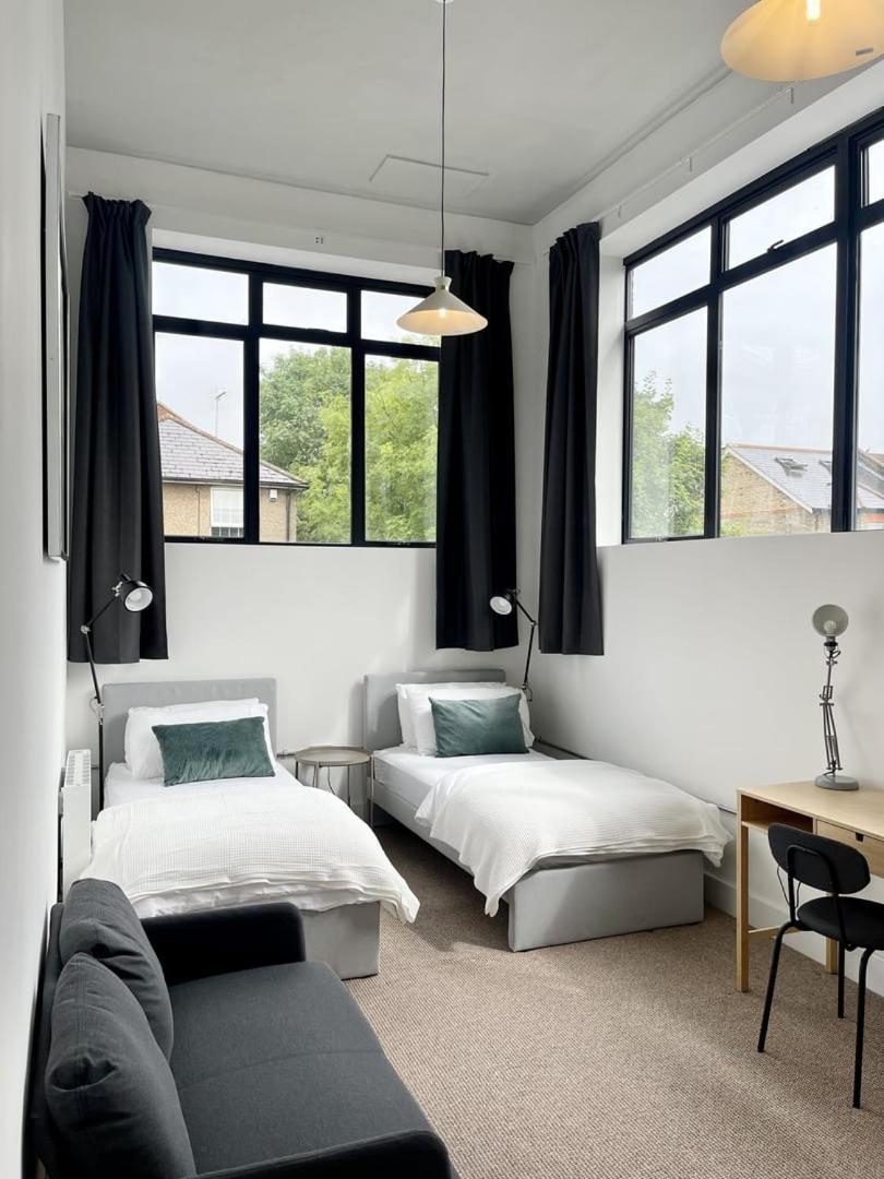 Apartment Stylish Comfort In London Finchley